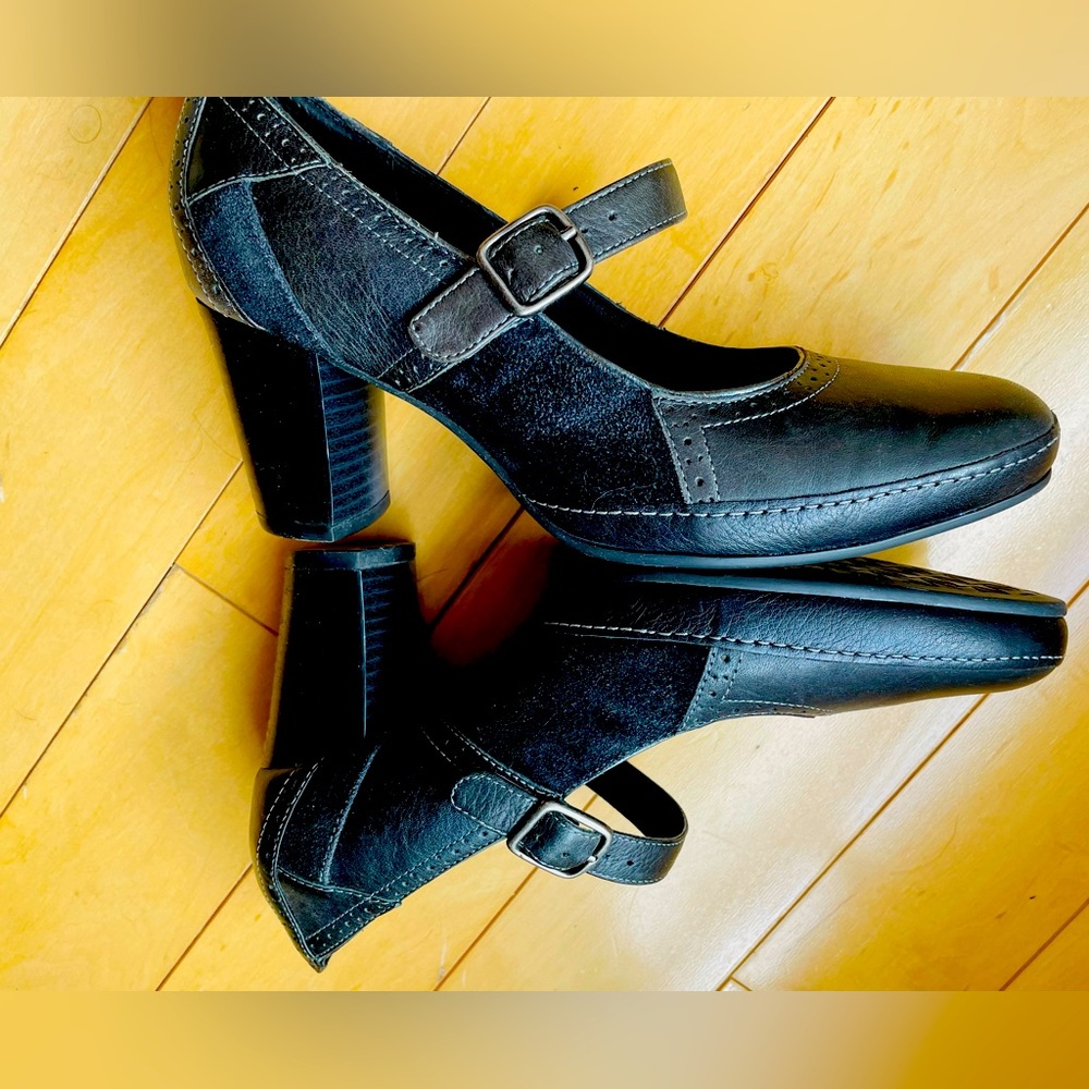 Black Clarks Mary Jane heels, size 7M